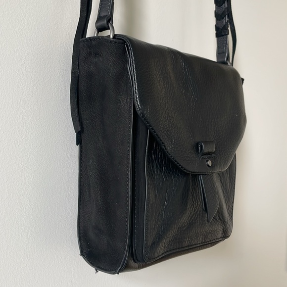 Lucky Brand black genuine leather crossbody bag - Picture 3 of 13